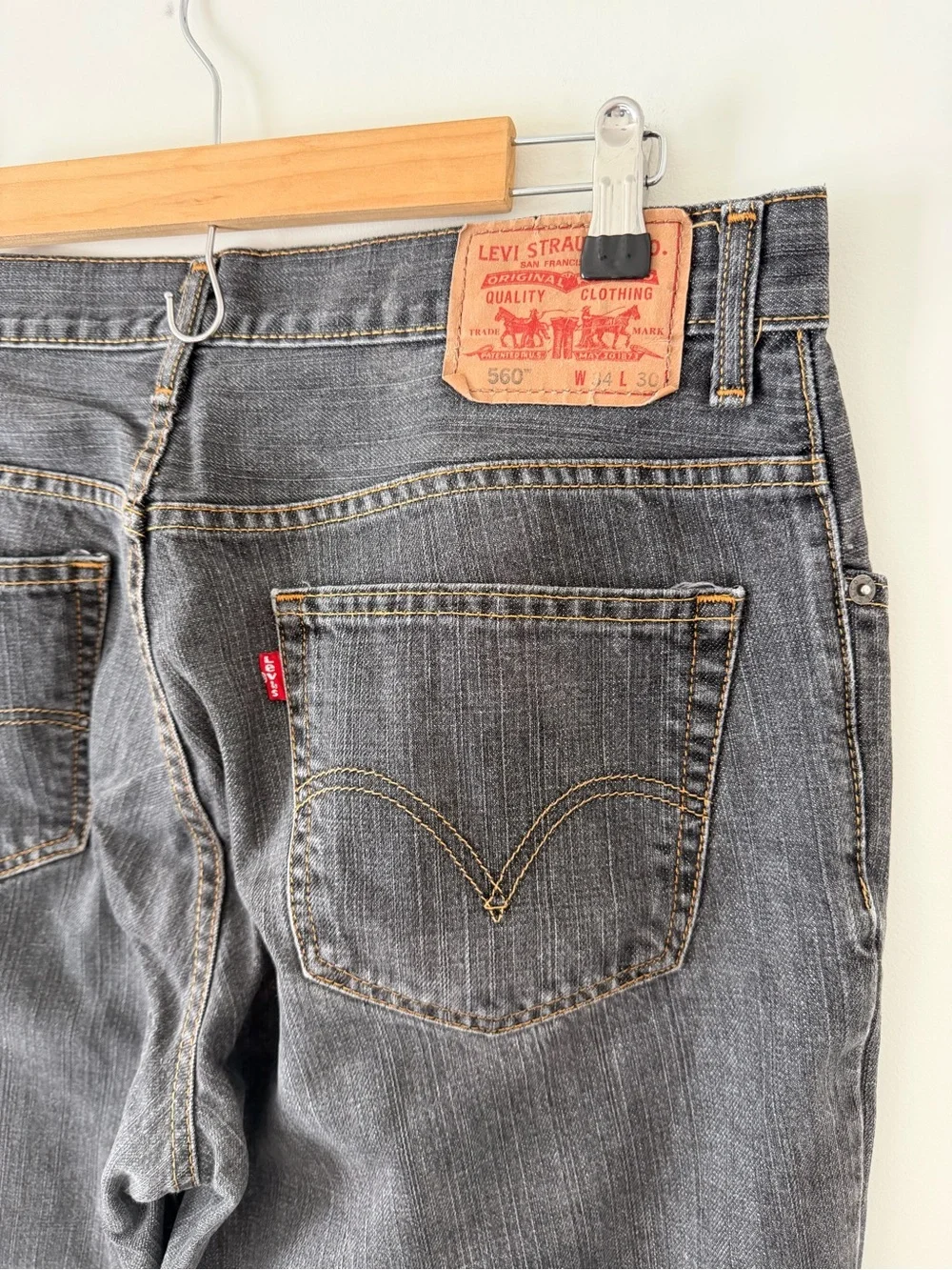 Levi’s 560 Loose Taper Dark Gray Jeans